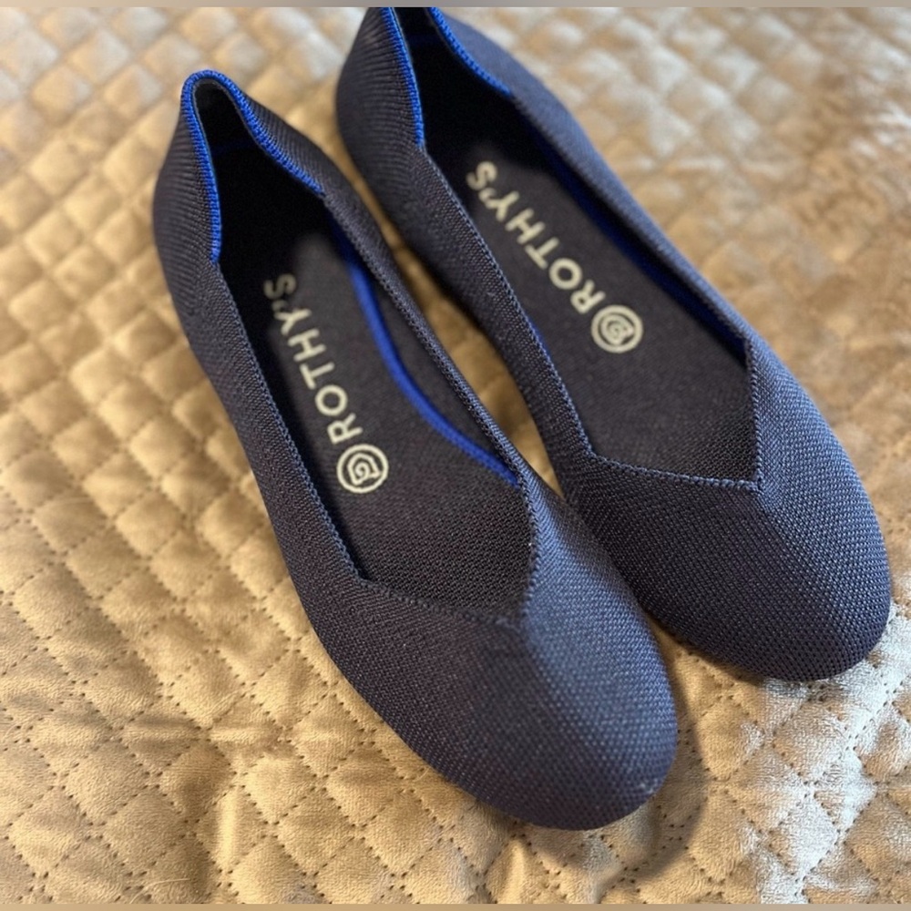 Rothy's Navy Blue rounded Toe Flats - Picture 3 of 3